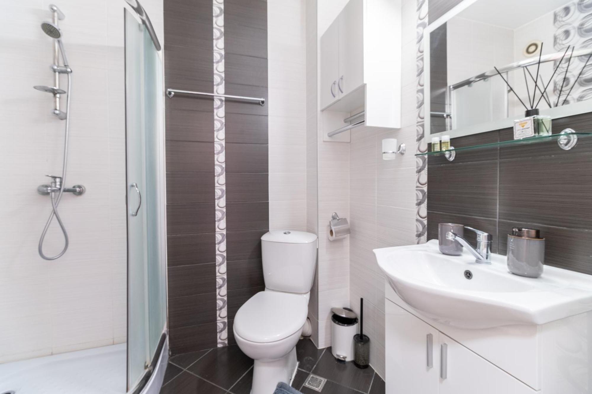 Comfortable 2Br Urban Getaway In City Center Plovdiv Exterior foto